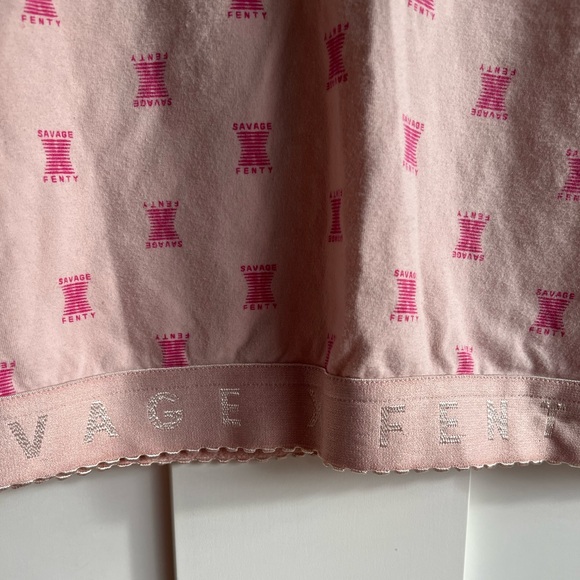 SAVAGE X FENTY Cotton Jersey Crop Top Pink Ash X Link Print Short Sleeve Stretch - Picture 4 of 6